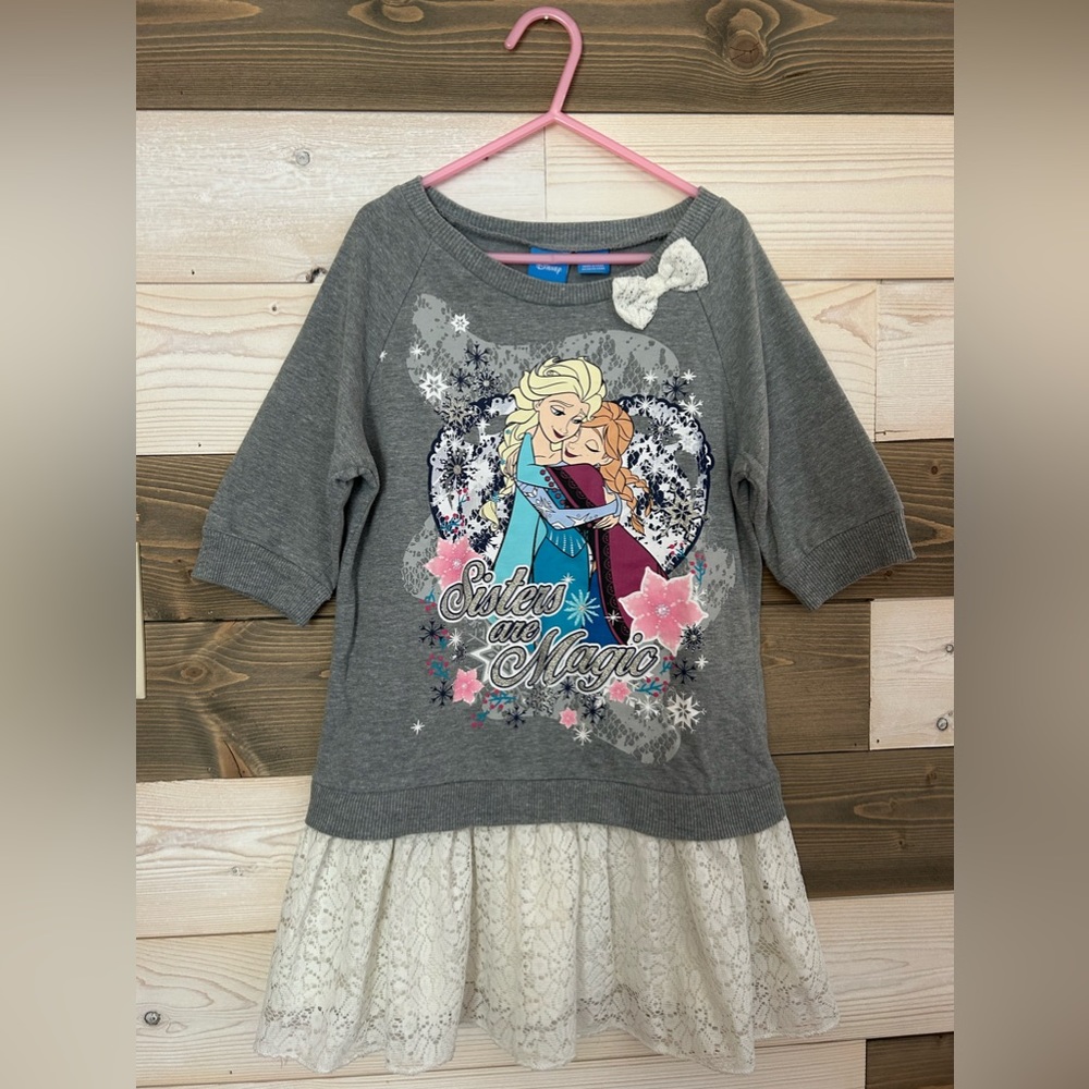 Disney ⚜️ Frozen Sisters Are Magic Long Top